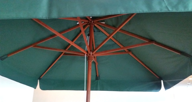 Center pole pool deck umbrella, garden umbrella, cafe umbrella, beach umbrella. At Zebano we have a wide collection of umbrella, sun shades, cantilever parasol in many designs, sizes & colours.