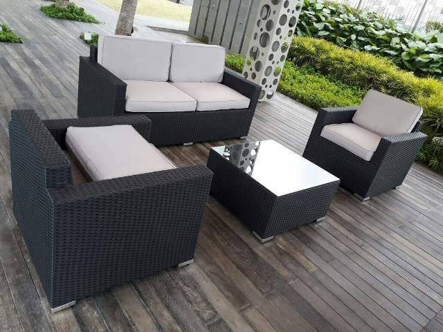 Garden wicker sofa set