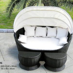 Outdoor Rattan Bed With Foot Stools LS-096