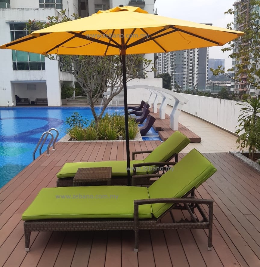 Wicker pool lounger LS-T121HC Umbrella US-1003ALU Zebano Malaysia (5) Pool deck wicker sun lounge chairs ZEBANO Malaysia