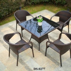 Outdoor Rattan Dining Table DS 0277