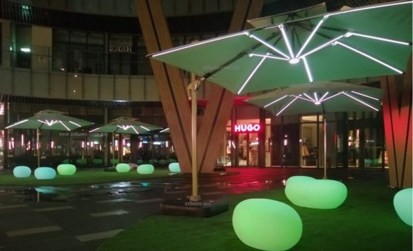 cantilever umbrella with lights Zebano