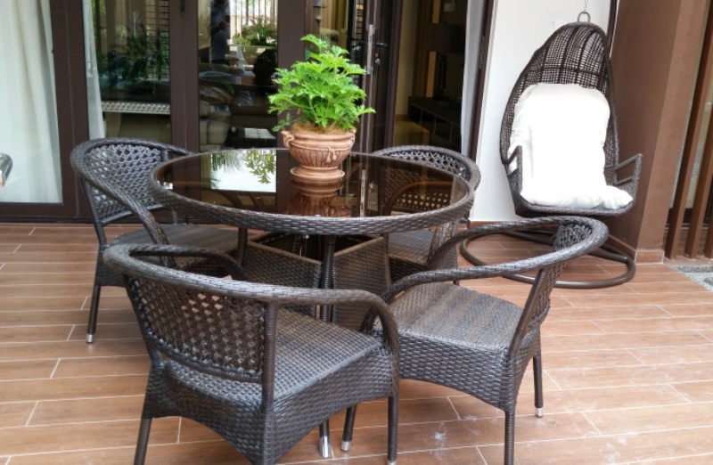 Wicker outdoor dining sets, outdoor rattan table and chairs, wicker chair