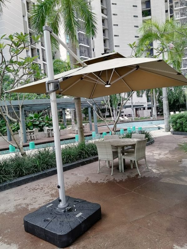 Condominium pool deck umbrellas
