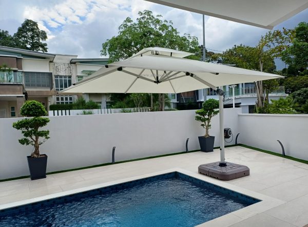 Large cantilever parasol us-7061 Zebano Malaysia