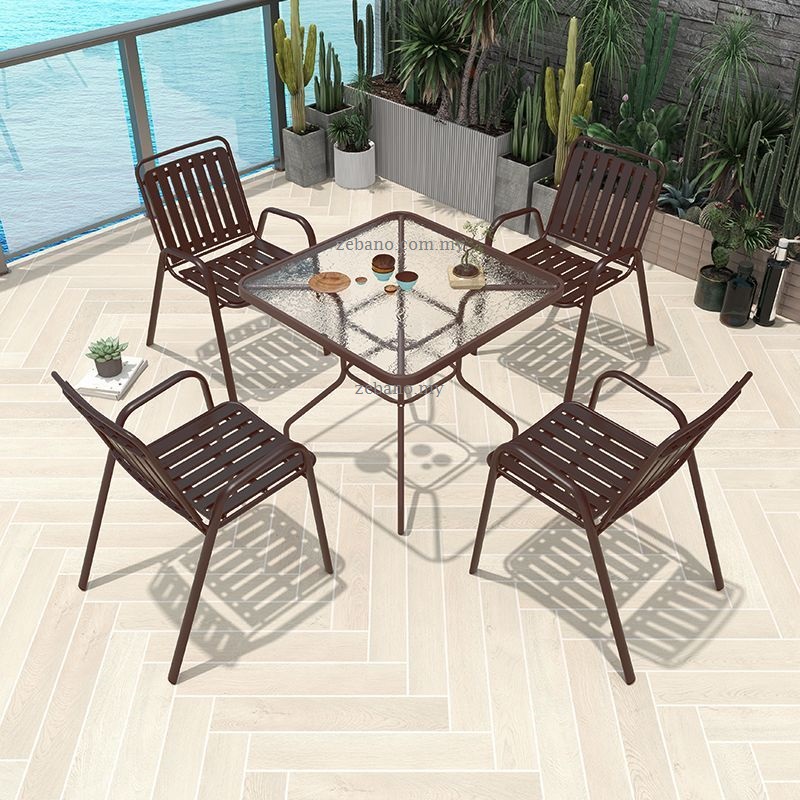 DS 0202 4 Seated Outdoor Dining Zebano